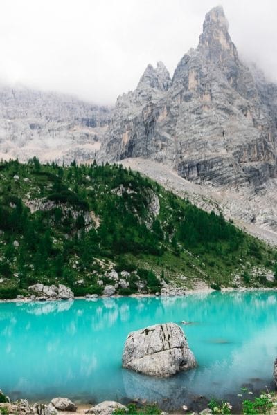 Lake Sorapiss view