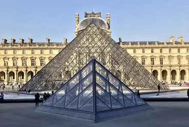 Paris Musée du Louvre