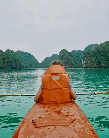 ha long bay kayaking